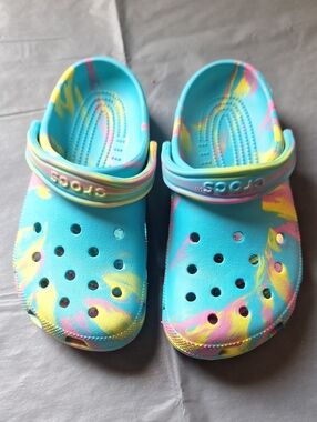 Crocs Classics Rainbow Tye Die Junior 5